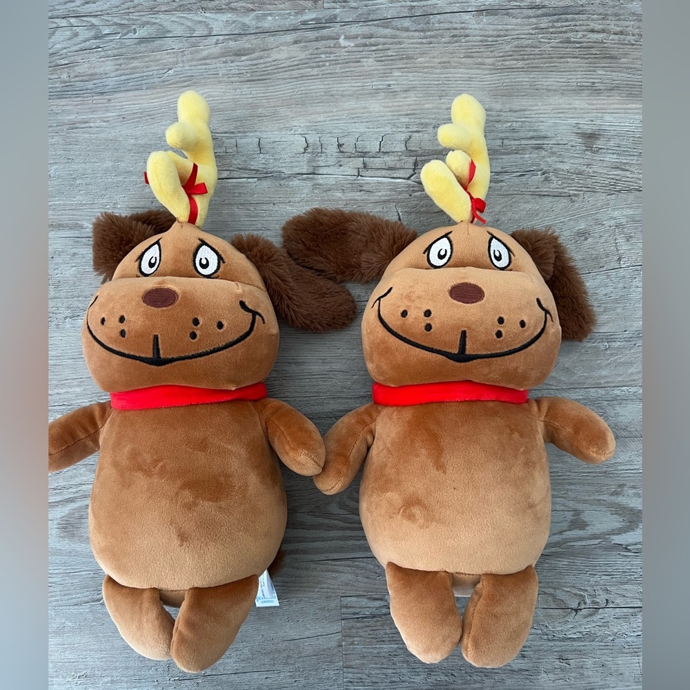 Aurora Dr. Seuss The Grinch 9.5" Squishy Max plush figure